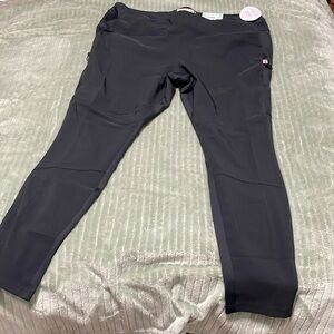 NWT 1X Magellan travel pants